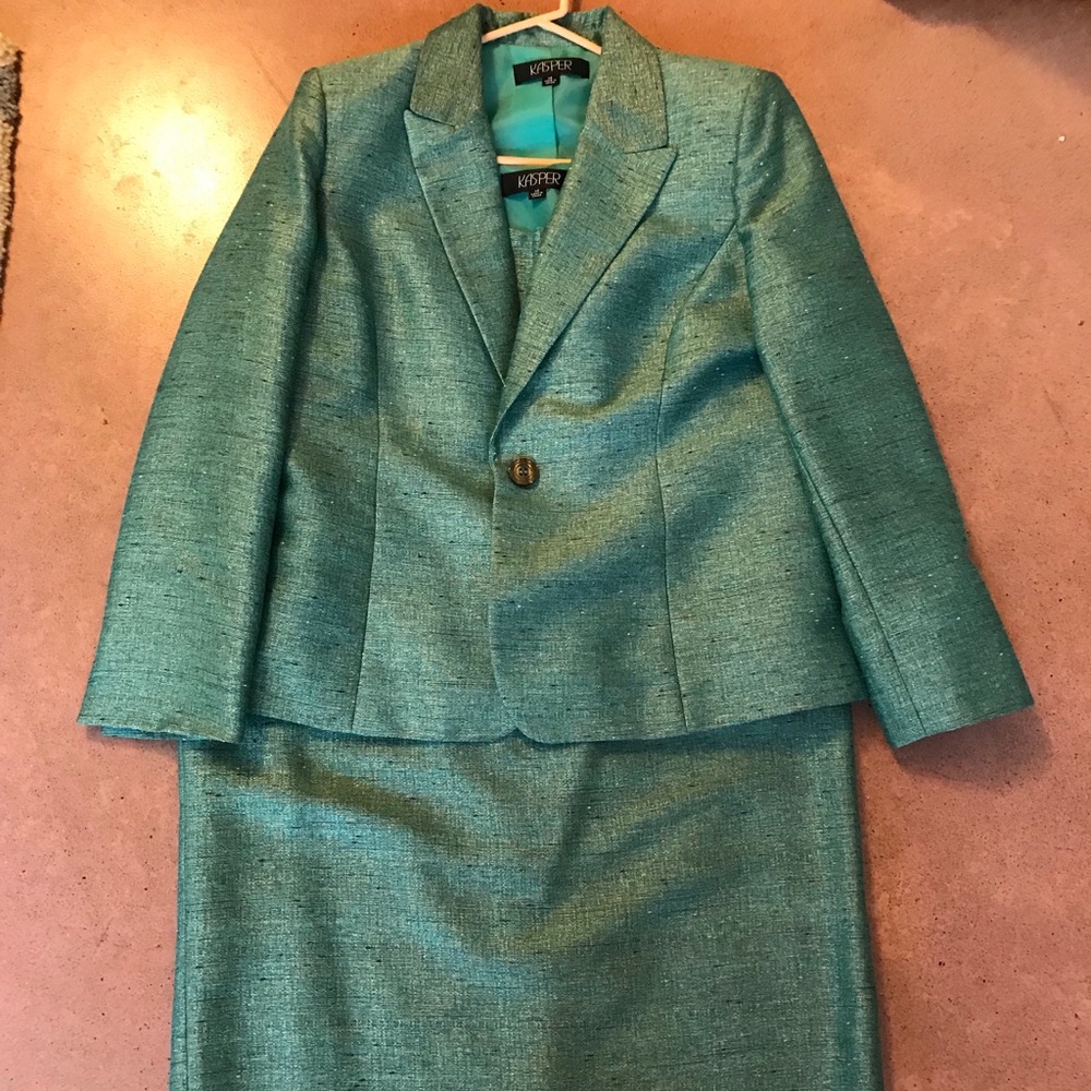 Kasper Shimmery Green 3 Piece suit. Size 14.